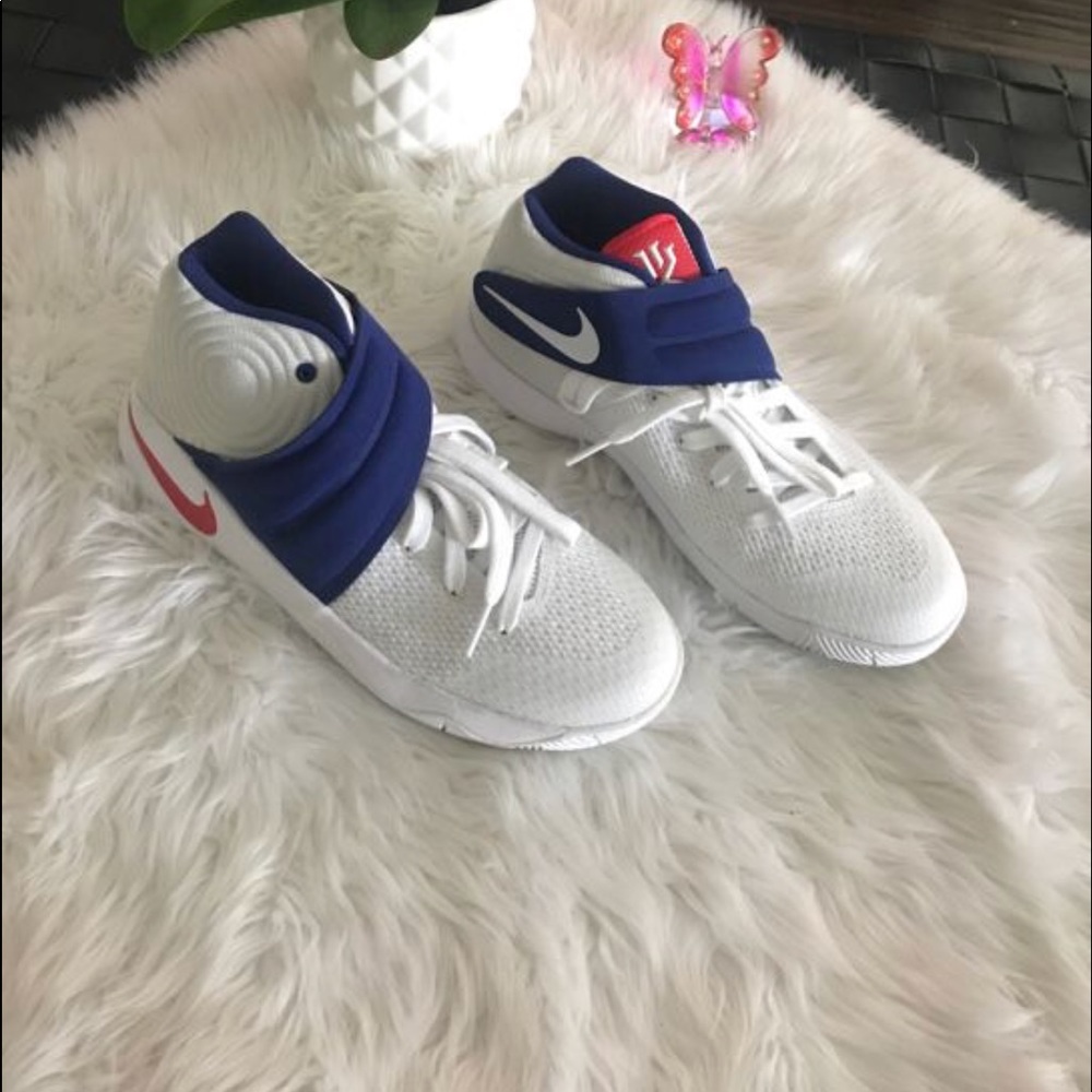 Kyrie 2 shoes